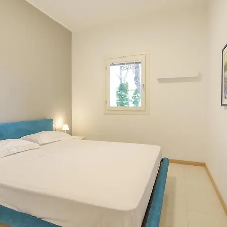 Casa Nizza 3/7 リニャーノ・サッビアドーロ